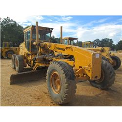 CHAMPION 720A IV MOTOR GRADER, S/N X026076X, 14' HYD MOLDBOARD W/TIP CONTROL, ECAB W/AIR, 14.00-24 T