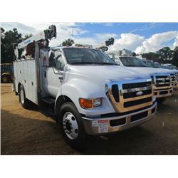 2009 FORD F750 S/A SERVICE TRUCK, S/N 3FRWF75S49V138644, C7 CAT ENGINE, 7 SPD TRANS, P/S, A/C, TITAN
