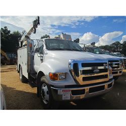 2009 FORD F750 SERVICE TRUCK, S/N 3FRWF75S69V135938, CAT C7 DIESEL ENG, 7 SPD TRANS, TITAN AUTO CRAN