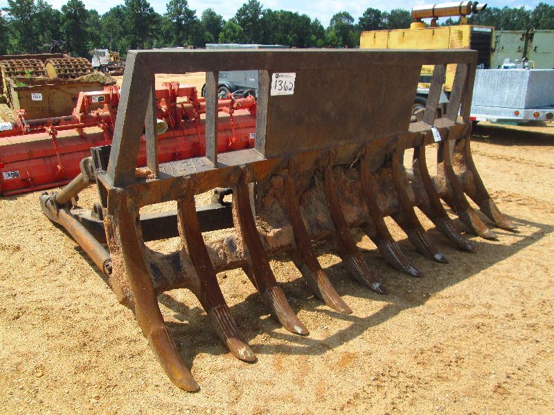 Frame Rake 10 SHANK C FRAME RAKE, FITS CAT D6C