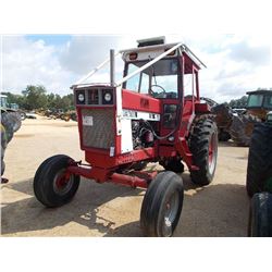 INTERNATIONAL 186 HYDRO FARM TRACTOR, S/N 269001SU10306, 3 PTH, PTO, 2 REMOTES, CANOPY, 15.5-38 TIRE