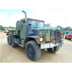 AMERICAN GENERAL 2.5 TON 6X6 MILITARY TRUCK, S/N 500615NK0G6F, DIESEL ENG, A/T , 11' CARGO BED, ODOM