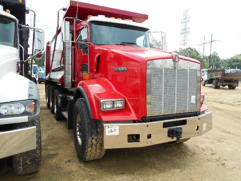 2010 KENWORTH TRIAXLE DUMP, S/N 1NKDX4TX8AJ273064, CUMMINS DIESEL ENG