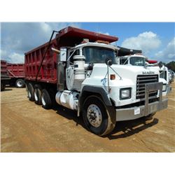 1994 MACK RD688S TRI-AXLE DUMP, S/N 1M2P267C8RM019330, MACK E7-350 ENG, 8LL TRANS, 44K REARS, 16' 21