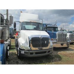 2005 INTERNATIONAL 8600 TRUCK TRACTOR, S/N 1HSHXAHR75J197944, IHC DIESEL ENG, 10 SPD TRANS, 40K REAR