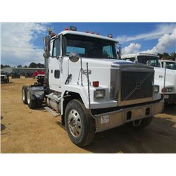 1999 VOLVO AUTO CAR T/A TRUCK TRACTOR, S/N 4V6SDC6N9XN519403, VOLVO DIESEL ENG, 10 SPD TRANS, 46K RE