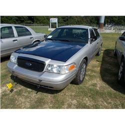 2009 FORD CROWN VICTORIA SEDAN, S/N 2FAHP71V89X100661, GAS ENG, A/T, ODOMETER READING 171,610 MILES