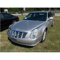 2006 CADILLAC DTS, S/N 1G6KD57Y76U111901, V8 GAS, A/T, ODOMETER READING 156,086 MILES (REMOTE IN OFF
