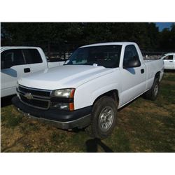 2006 CHEVROLET 1500 4X4 PICKUP, S/N 1GCEK14X56Z277308, GAS ENG, A/T, ODOMETER READING 128,311 MILES