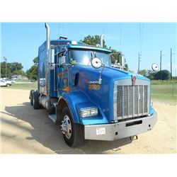 2005 KENWORTH T800B T/A TRUCK TRACTOR, S/N 1XKDD49X85R095900, CUMMINS ISX 500HP ENG, A/T, 40K REARS,