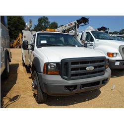 2006 FORD F550 S/A SERVICE TRUCK, S/N 1FDAF56P76EA60028, POWERSTROKE DIESEL ENG, A/T, TOOL BODY, AIR