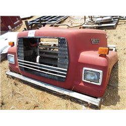FORD L8000 HOOD