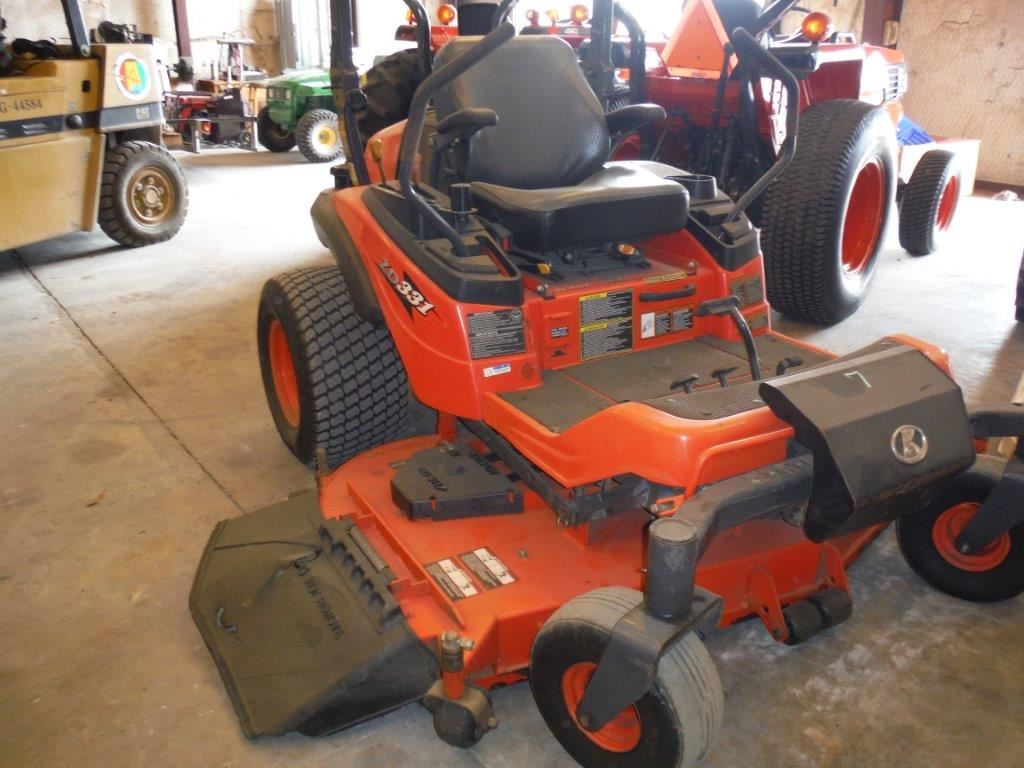 2009 KUBOTA ZD331LP72 ZERO TURN LAWN MOWER, S/N 18149, DIESEL ENGINE