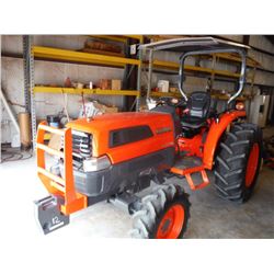 2006 KUBOTA L4330 MFWD FARM TRACTOR, S/N 37594, 3 PTH, PTO, DRAW BAR, TOP LINK, CANOPY, 14.9-24 REAR