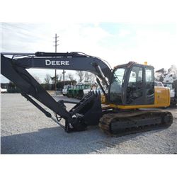 2009 JOHN DEERE 120D HYDRAULIC EXCAVATOR, S/N FF120DX037042, 9'-10" STICK, 30" BUCKET, 60: BUCKET, W