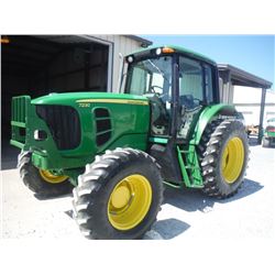 2010 JOHN DEERE 7230 MFWD FARM TRACTOR, S/N 650129, 3 PTH, PTO, DRAW BAR, TOP LINK, 3 HYD REMOTES, E