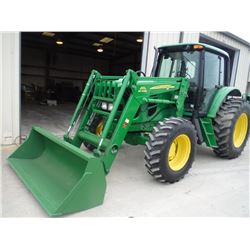 2010 JOHN DEERE 7130 MFWD FARM TRACTOR, S/N 628243, JOHN DEERE 673 FRONT LOADER ATTACHMENT, 3 PTH, P