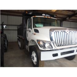 2009 INTERNATIONAL 7600 T/A DUMP TRUCK, S/N 1HTWHAAR09J188342, 7.6L INTERNATIONAL DIESEL ENGINE, ALL