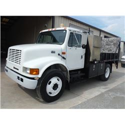 2001 INTERNATIONAL 4700 S/A FLATBED, S/N 1HTSCABM71H385536, 7.3L INTERNATIONAL DIESEL ENGINE, A/T, 1