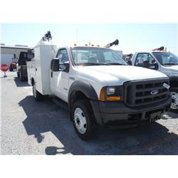 2005 FORD F550 SERVICE TRUCK, S/N 1FDAF56P85EB86400, 6.0L DIESEL ENGINE, A/T, KNAPHEIDE SERVICE BODY
