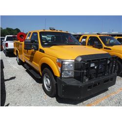 2012 FORD F350 EXT CAB SERVICE TRUCK, S/N 1FD8X3E67CEC02737, V8 GAS ENGINE, A/T, KNAPHEIDE SERVICE B