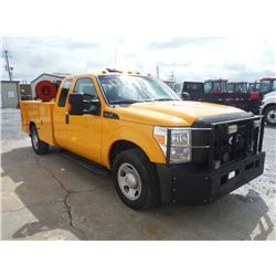 2011 FORD F350 EXT CAB SERVICE TRUCK, S/N 1FD8X3E63BEC54557, V8 GAS ENGINE, A/T, KNAPHEIDE SERVICE B