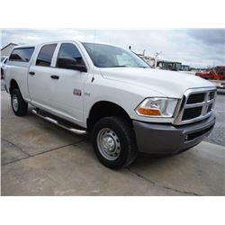 2011 DODGE RAM 2500 CREW CAB 4X4 PICKUP TRUCK, S/N 3D7TT2CT1BG587366, V8 GAS, A/T, CAMPER SHELL, BED