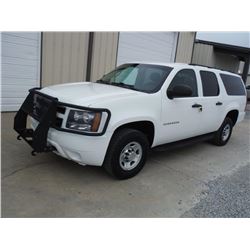 2011 CHEVROLET SUBURBAN 4X4, S/N 1GNWK5EG8BR266878, V8 GAS, A/T, BRUSH GUARD, ODOMETER READING 103,1