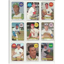 Lot of (18) 1969 Topps Baseball Cards
