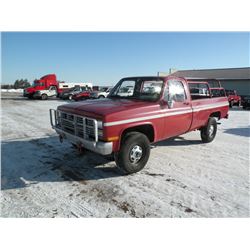 1985 Chev pick-up, diesel -Fire Dept Owned SN#-1GCGD34J4FF445693