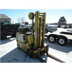 Clark forklift