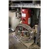 Image 1 : RED AIRPLUS SANDBLASTER W/HOSES