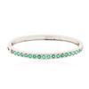 Image 1 : 14KT White Gold 2.10ctw Emerald Bangle