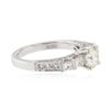 Image 2 : 18KT White Gold 1.69ctw Diamond Ring