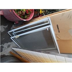 GLASS WINDOWS AND SCREENS - 6PC TOTAL