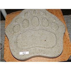 CONCRETE - PAW - CLAW - LARGE