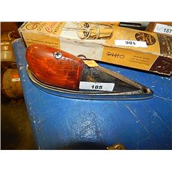 VINTAGE CAR TAIL LITE