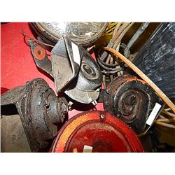 HORNS - 12 VOLT - 3