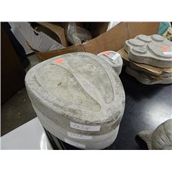 CONCRETE - HOOF PRINT - LARGE - 3