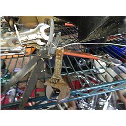 CLIPPERS AND 2 CRESENT WRENCHES