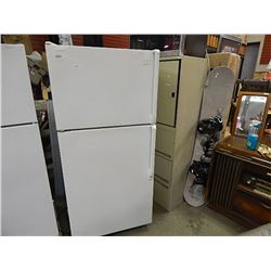FRIDGE - 2 DOOR - whirlpool