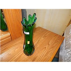 EMERLD GLASS VASE