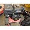 Image 2 : PRESSURE WASHER - GAS - 15 HP - WITH WAND - WORKING