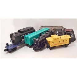 VINTAGE CIRCA 1980'S LIONEL O SCALE TRAIN SET WITH TRANSFORMER