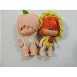 LOT 2 VINTAGE STRAWBERRY SHORTCAKE DOLLS