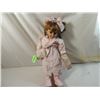 Image 1 : CRACKER BARREL HANNAH VINYL DOLL