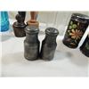 Image 3 : LOT 8 ASSORTED SALT & PEPPER SHAKERS