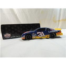 ACTION RACING MIKE SKINNER #31 LOWES