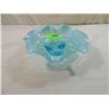 Image 3 : VINTAGE FOOTED BLUE GLASS CANDY DISH