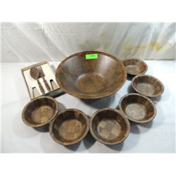 WOODEN SALAD BOWL SET